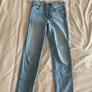 Aritzia Denim Forum Yoko High Rise Slim jeans